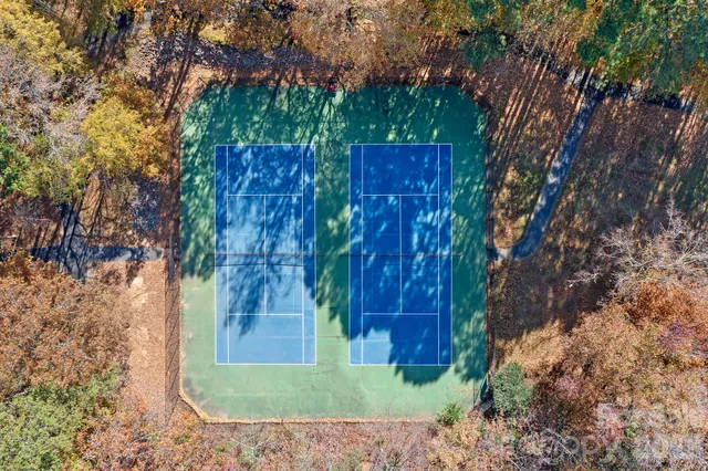 $515,000 | 18816 Nautical Drive, Unit 3, Cornelius, NC 28031