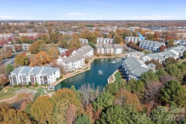 $515,000 | 18816 Nautical Drive, Unit 3, Cornelius, NC 28031