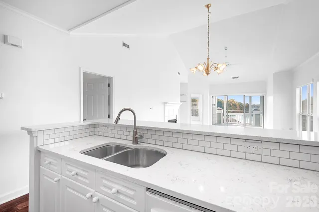 $515,000 | 18816 Nautical Drive, Unit 3, Cornelius, NC 28031