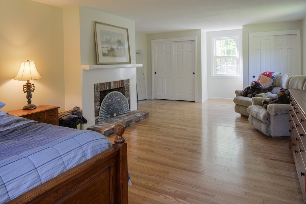 4 Thaxton Road Beverly, MA 01915 - Photo 20 of 23 Gallery Image 20