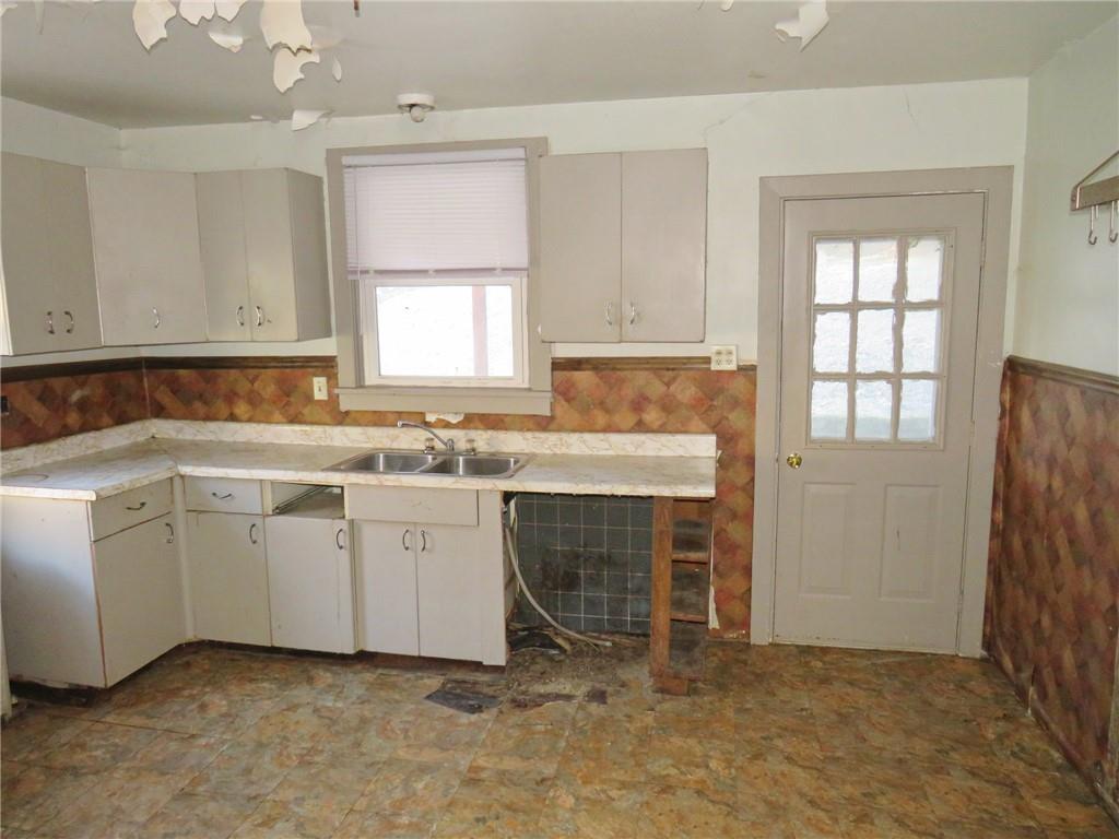 490 Evergreen Road Leechburg, PA 15656 - Photo 7 of 22 Gallery Image 7