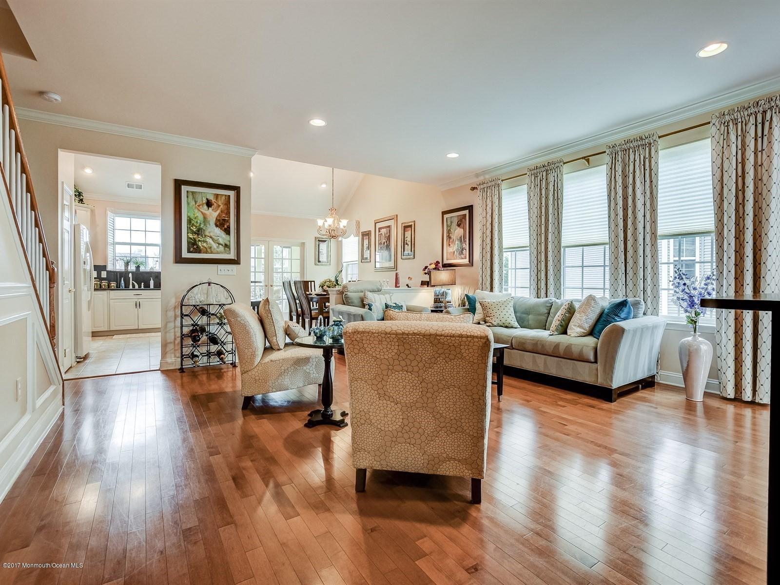 21 Criollo Road Manalapan, NJ 07726 - Photo 3 of 40 005_Living