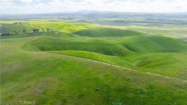 $525,000 | 0 Yosemite Place, Paso Robles, CA 93446