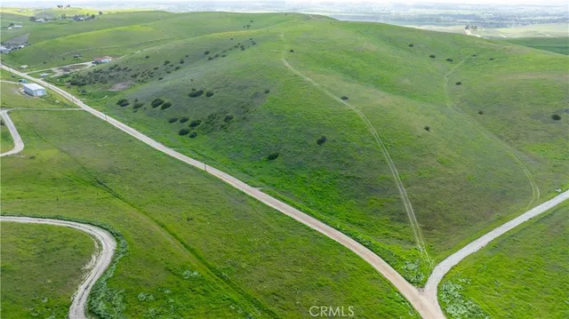 $525,000 | 0 Yosemite Place, Paso Robles, CA 93446