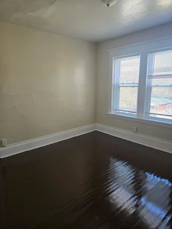 $1,734 | 240 Locust Street, Unit 4L, Springfield, MA 01108