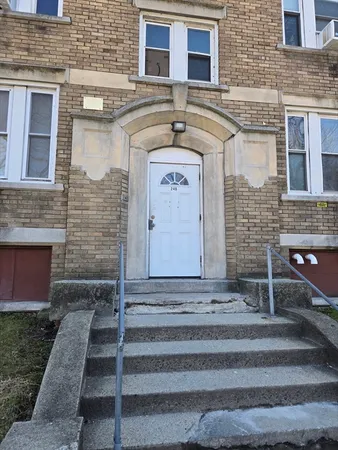 $1,734 | 240 Locust Street, Unit 4L, Springfield, MA 01108