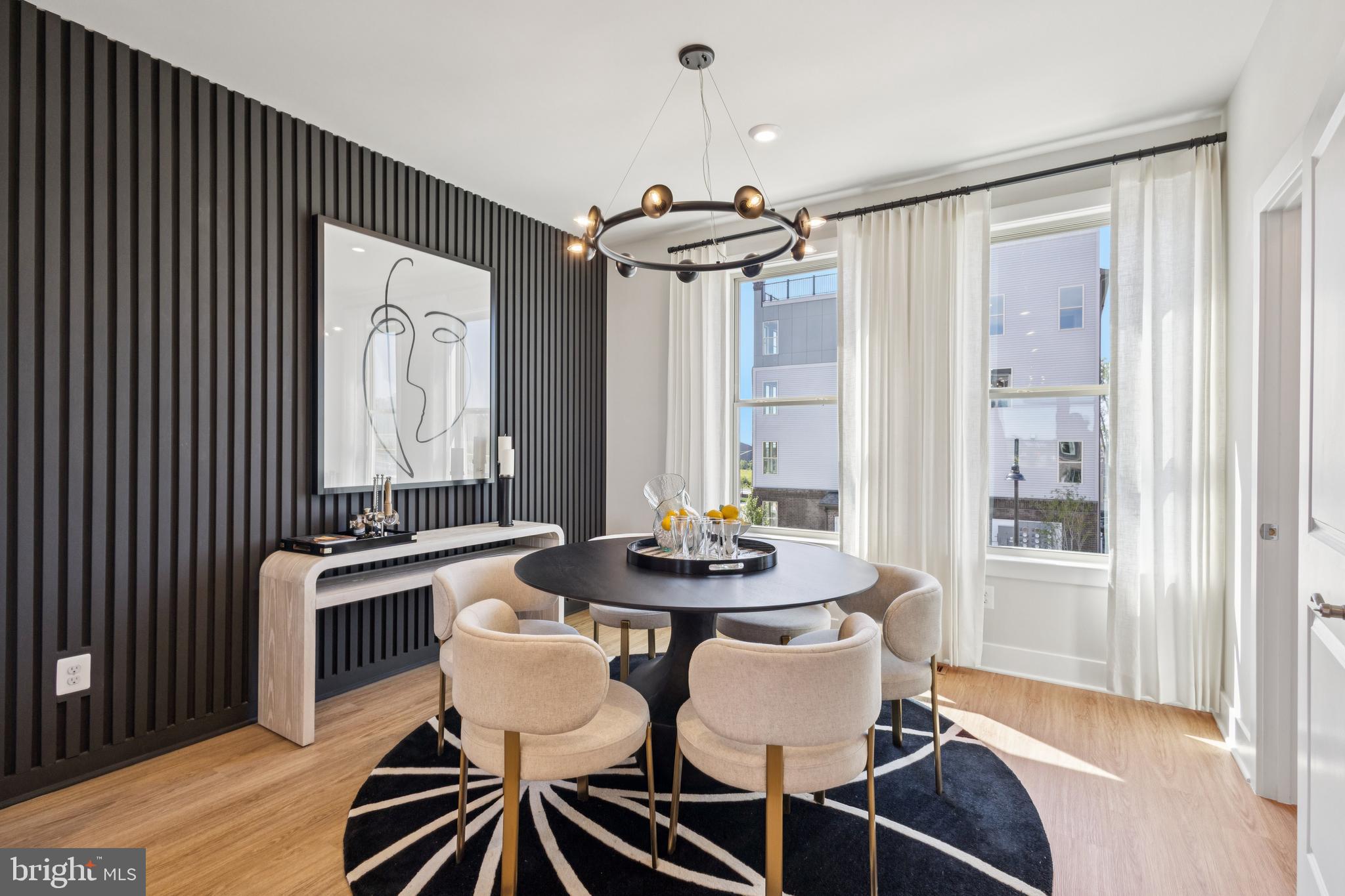 13722 Cobble Loop Woodbridge, VA 22193 - Photo 9 of 27 a dining room with furniture and window