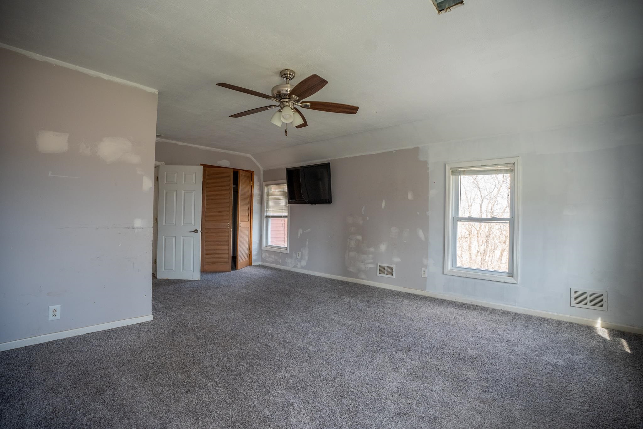 14189 East Dutch Road Rochelle, IL 61068 - Photo 27 of 65 a view of empty room with windows