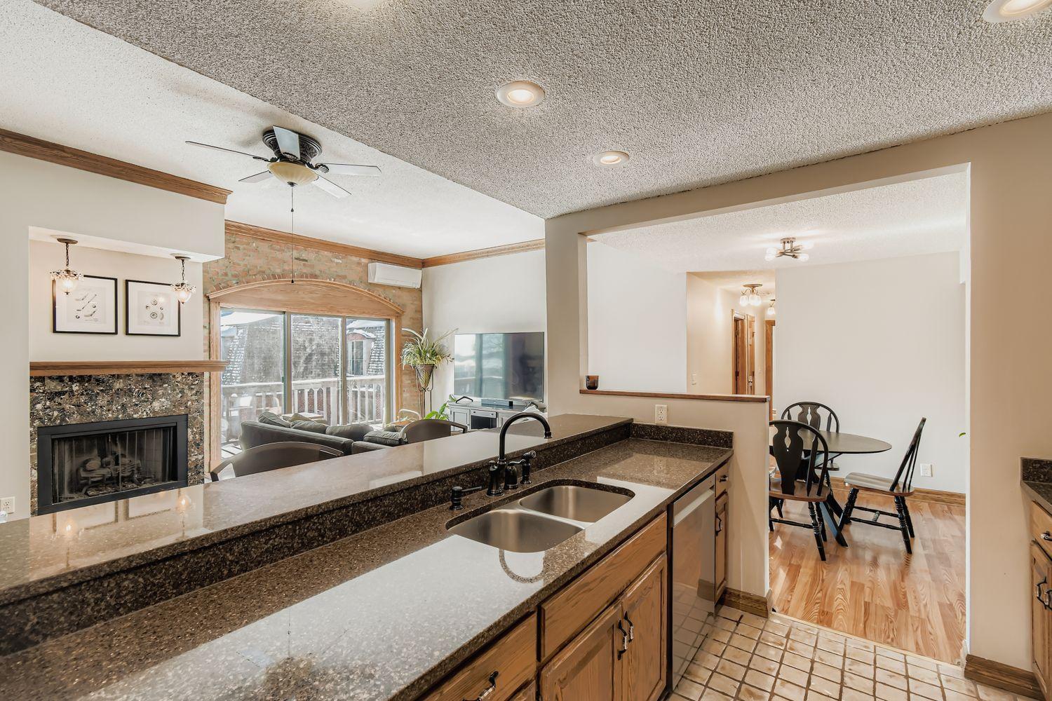 108 3rd Street South, Unit 108 Stillwater, MN 55082 - Photo 8 of 33