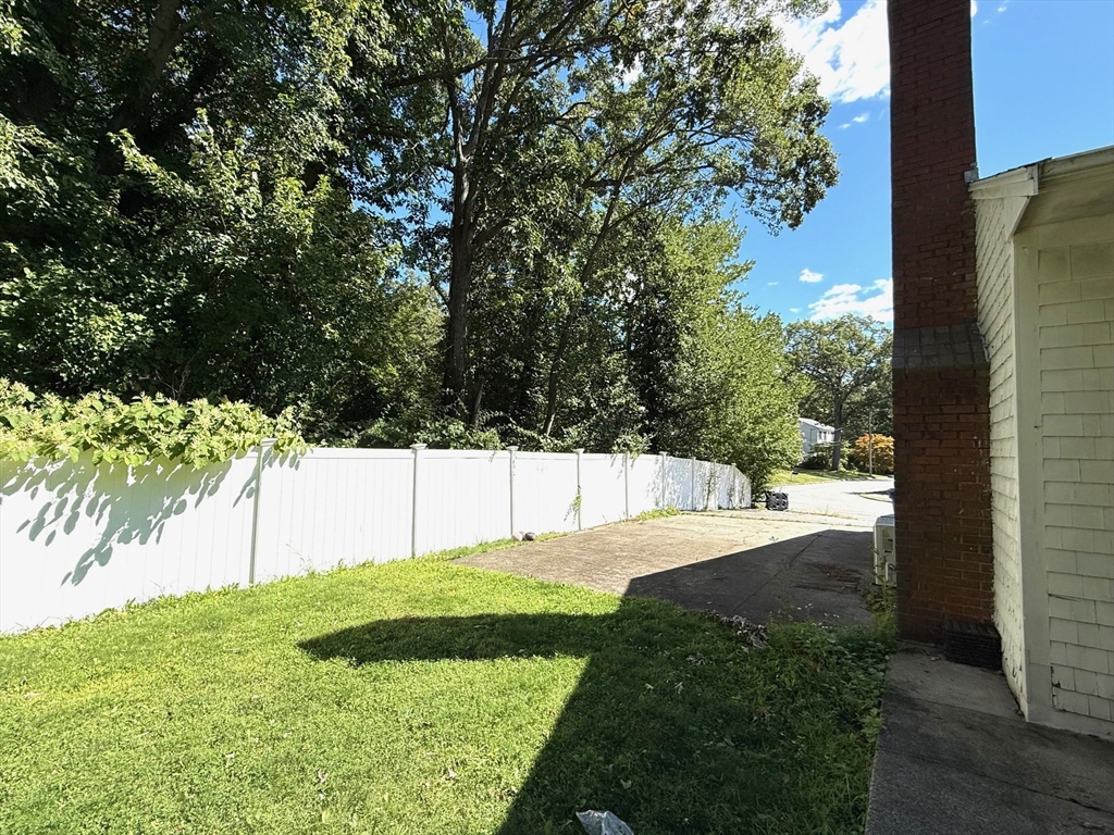 36 Chestnut Avenue Braintree, MA 02184 - Photo 18 of 19