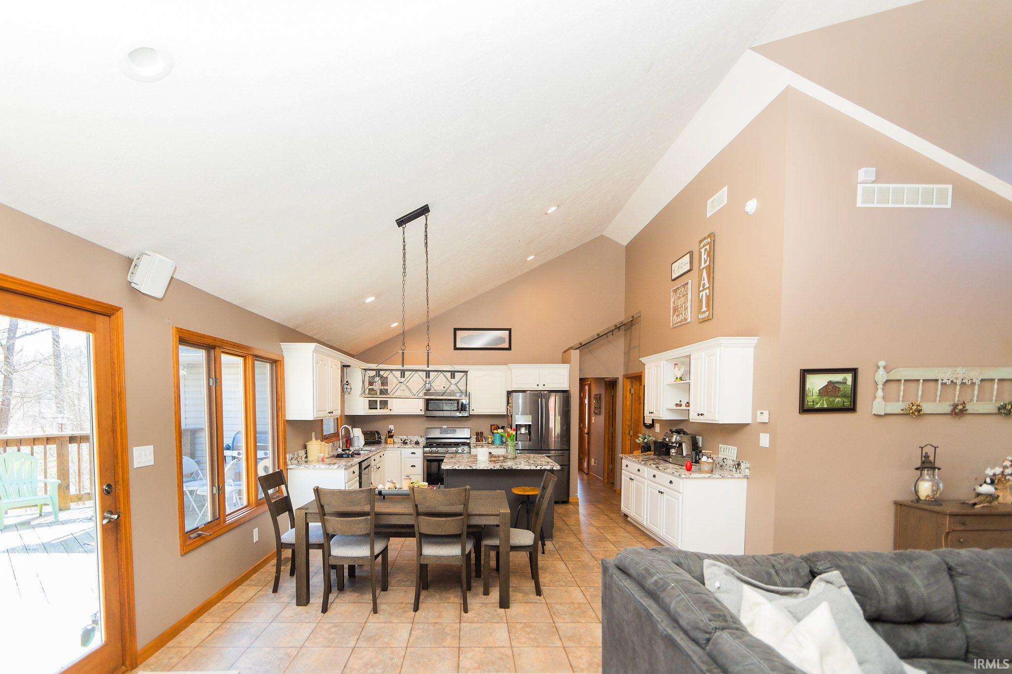 6201 North Viking Ridge Road Bloomington, IN 47408 - Photo 11 of 34 Gallery Image 11