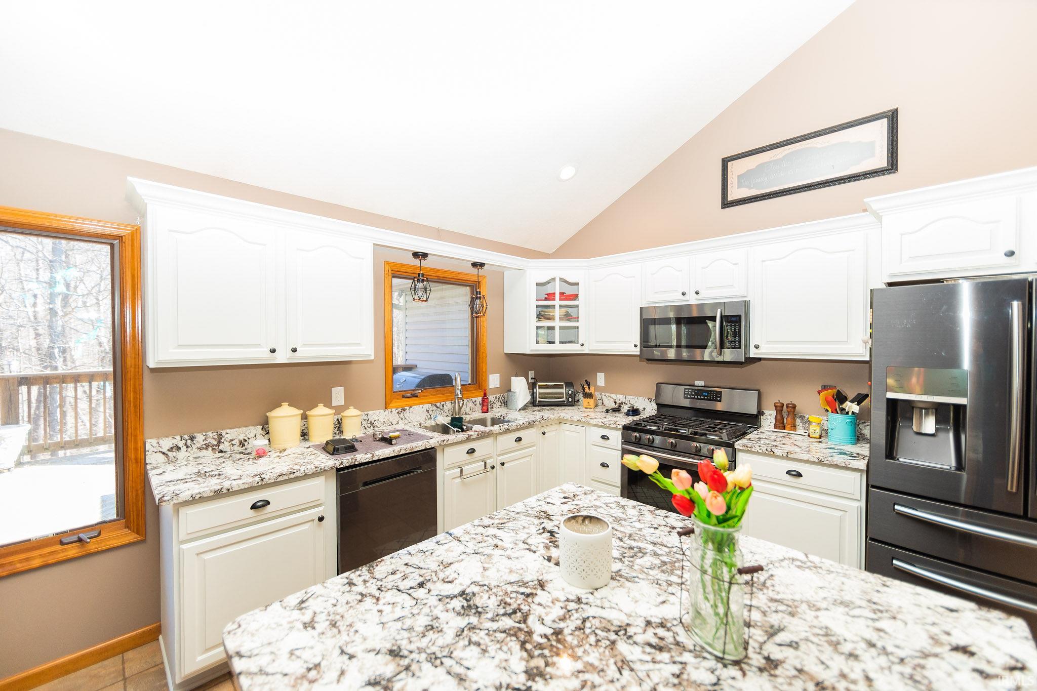 6201 North Viking Ridge Road Bloomington, IN 47408 - Photo 12 of 34 Gallery Image 12