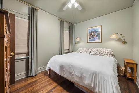 $499,000 | 735 Gunderson Avenue, Oak Park, IL 60304