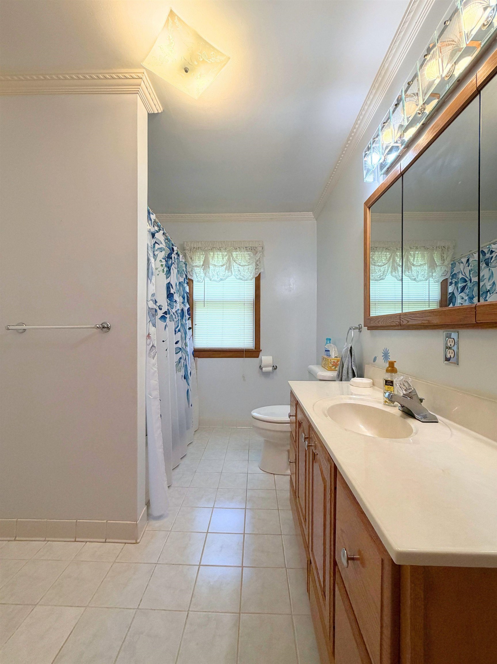 7099 North Henderson Road Davison, MI 48423 - Photo 18 of 55