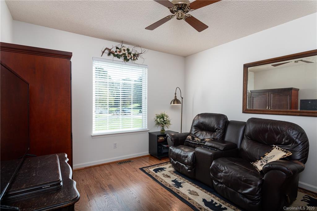 2153 Cardinal Loop Stanley, NC 28164 - Photo 11 of 35 Gallery Image 11