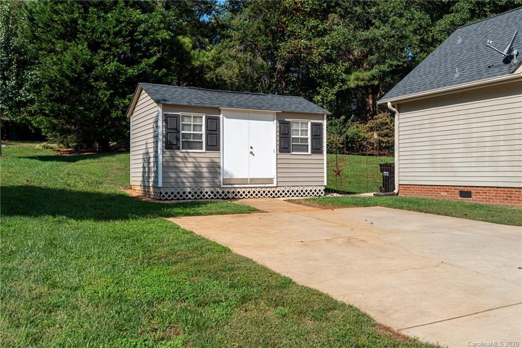 2153 Cardinal Loop Stanley, NC 28164 - Photo 6 of 35 Gallery Image 6