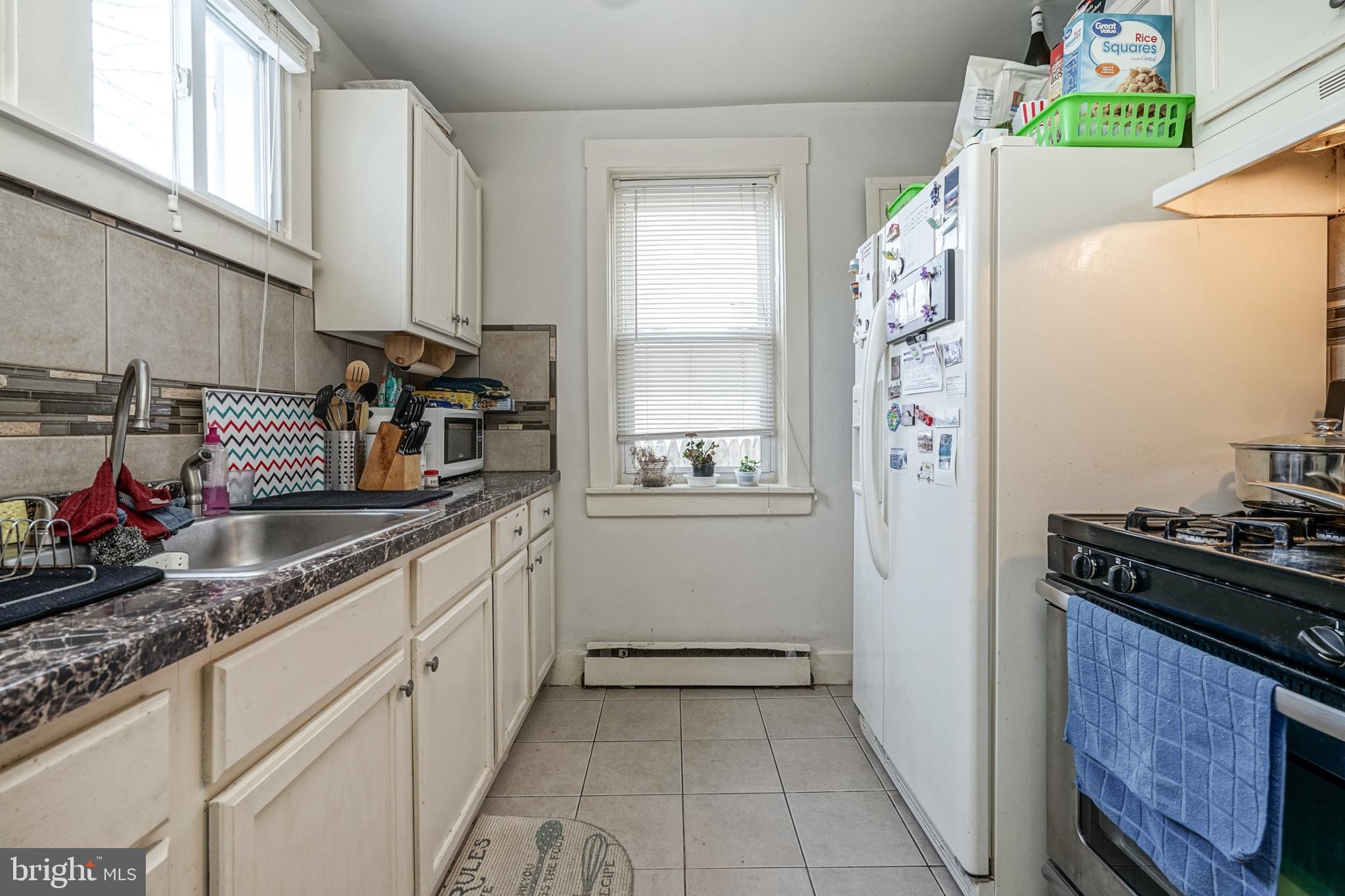 642 Manor Road Beverly, NJ 08010 - Photo 5 of 10