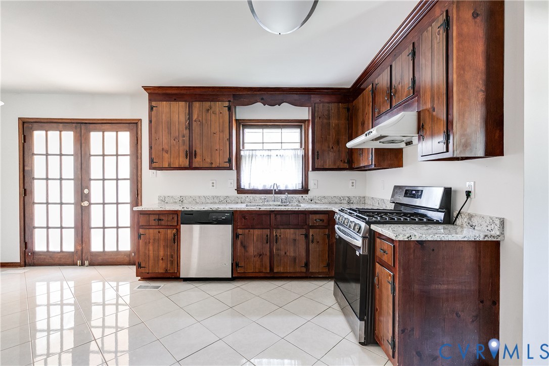 9621 Peppertree Drive Henrico, VA 23238 - Photo 20 of 31