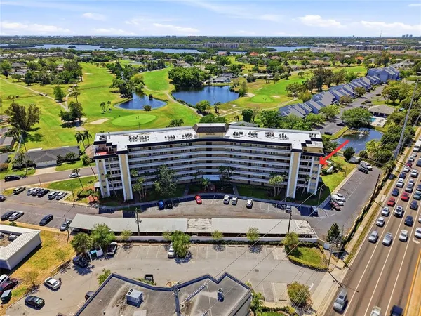 $199,000 | 8950 Park Boulevard North, Unit 510, Seminole, FL 33777