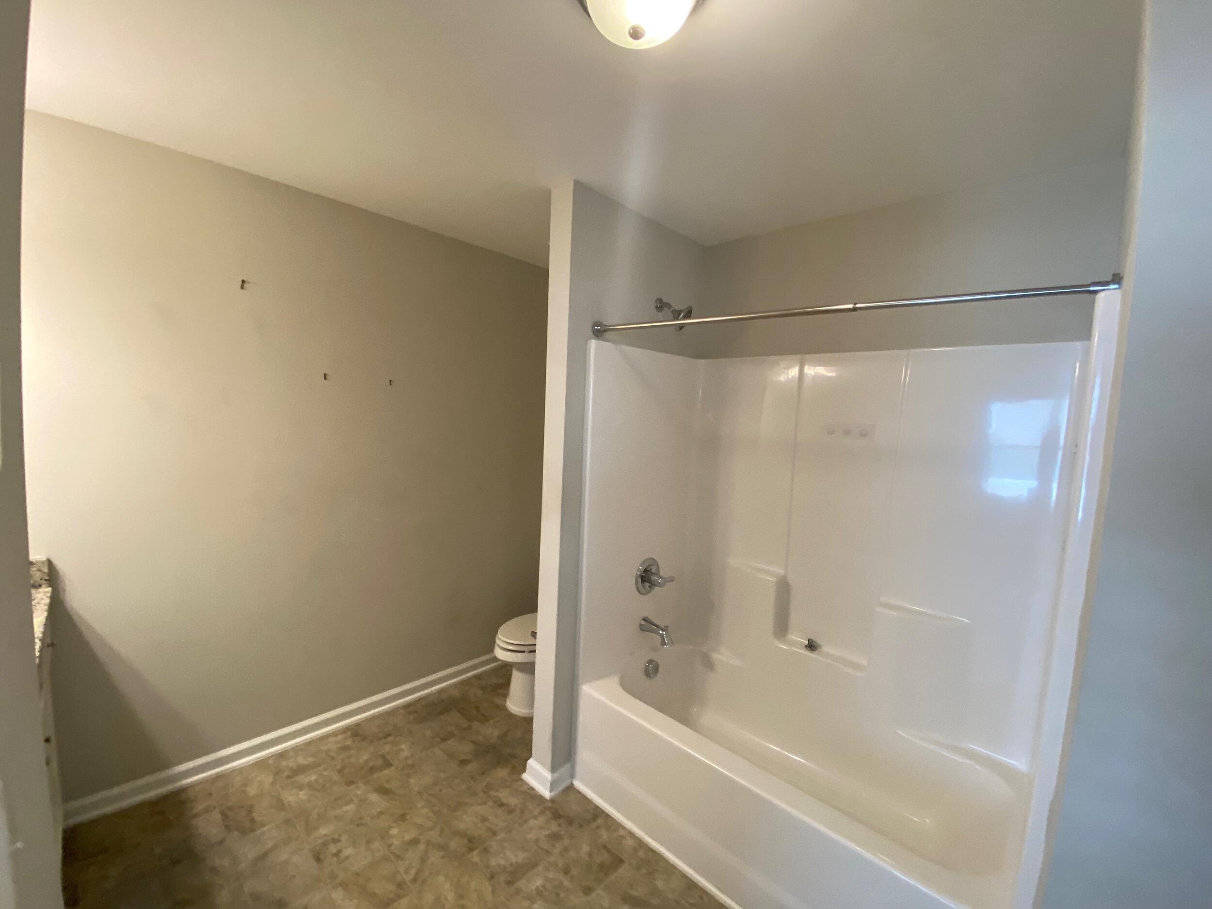 437 Angel Grove Lane Columbia, SC 29210 - Photo 11 of 18 Bath