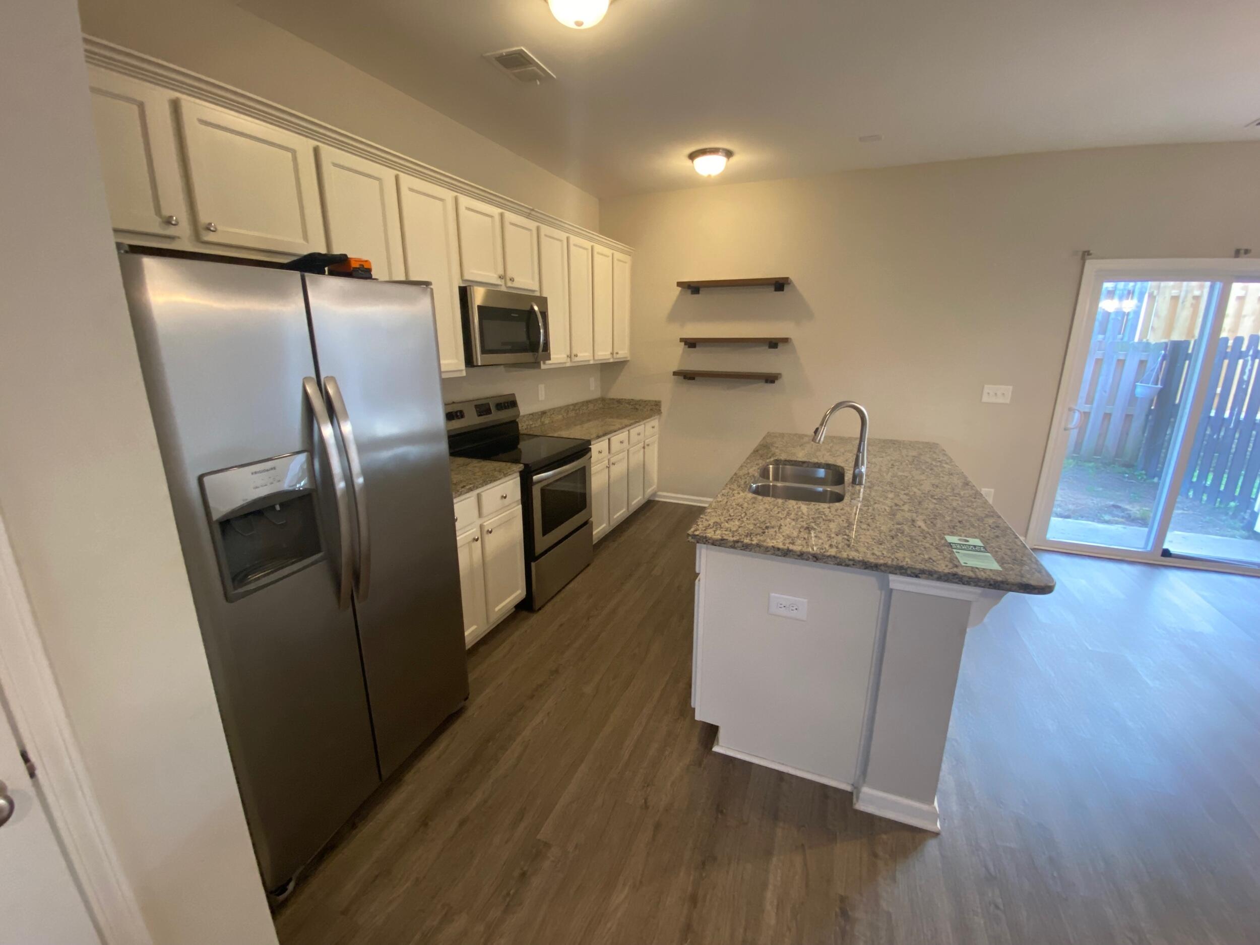 437 Angel Grove Lane Columbia, SC 29210 - Photo 4 of 18 Kitchen