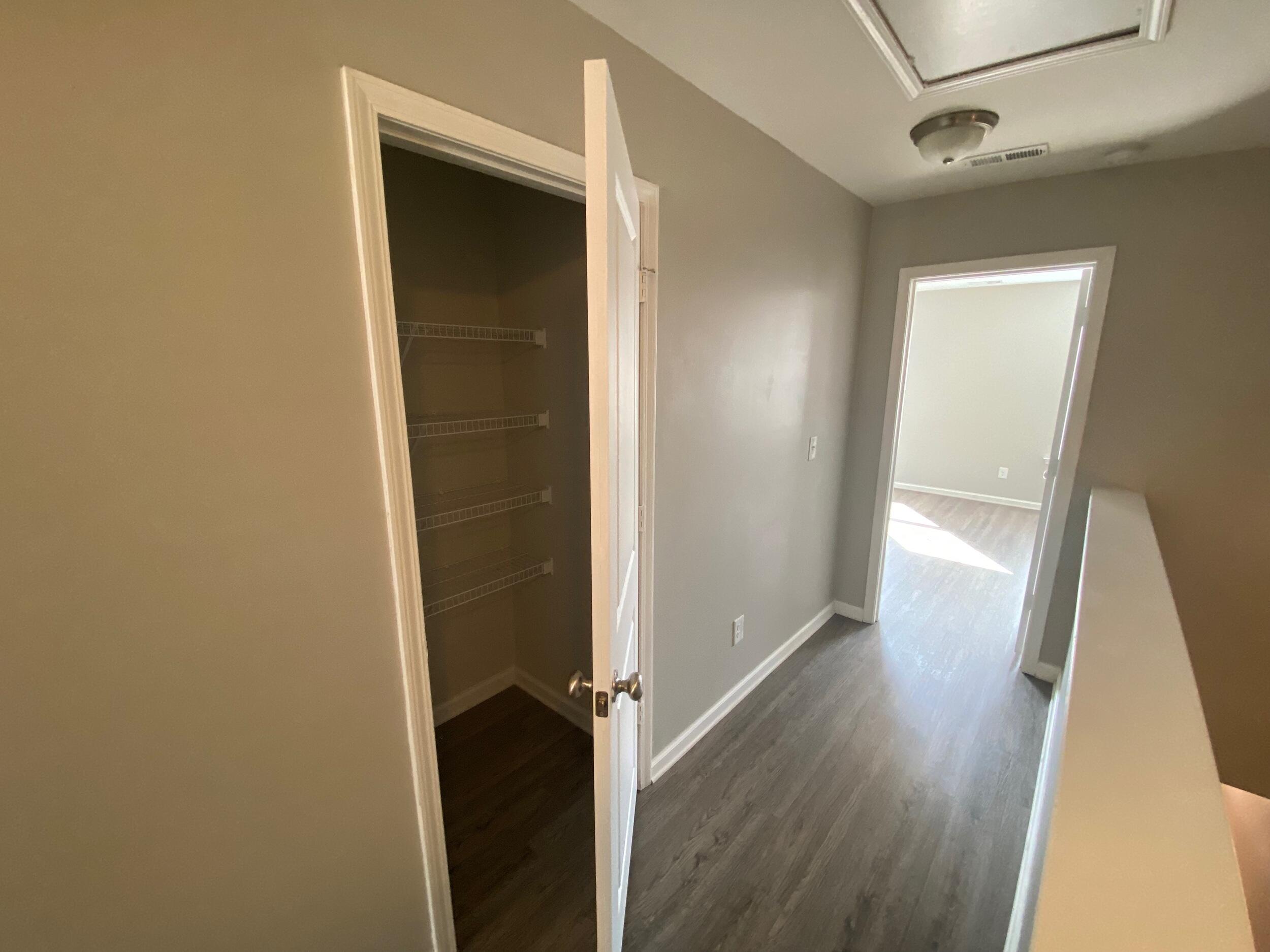 437 Angel Grove Lane Columbia, SC 29210 - Photo 8 of 18 Hall