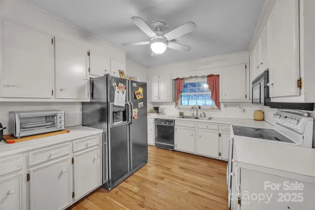 $339,900 | 288 Northwood Park, Taylorsville, NC 28681