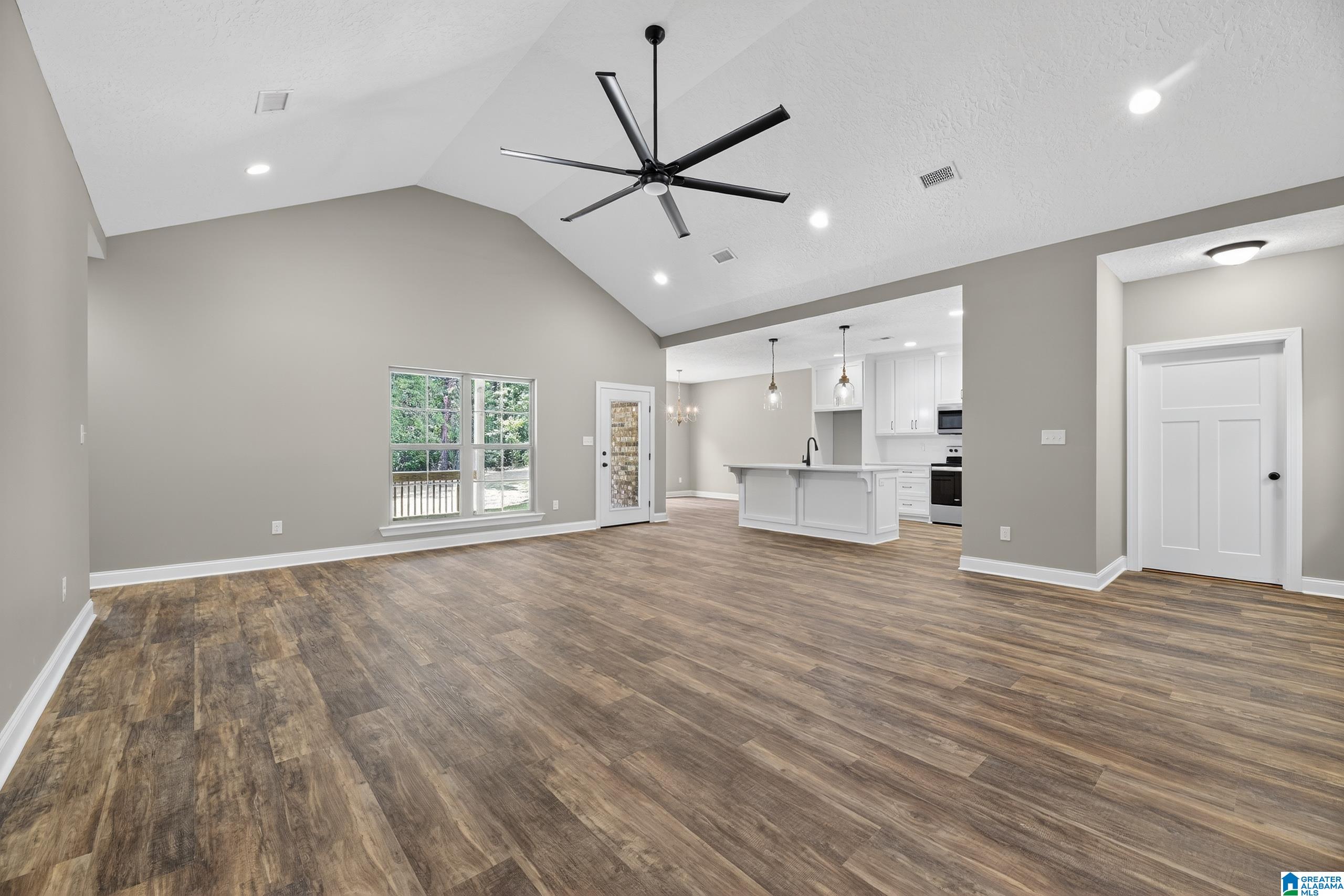 105 Meadow Creek Road Gadsden, AL 35905 - Photo 7 of 34