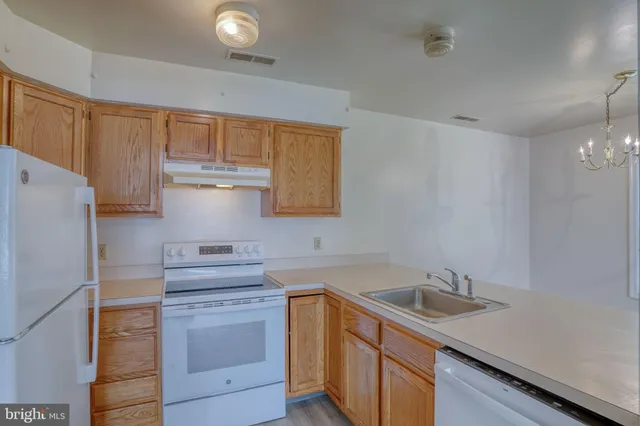 $298,000 | 223 Shadybrook Drive, Dover, DE 19901