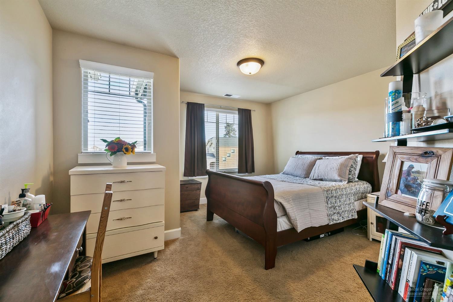61229 Splendor Lane Bend, OR 97702 - Photo 20 of 25 Additional Photo