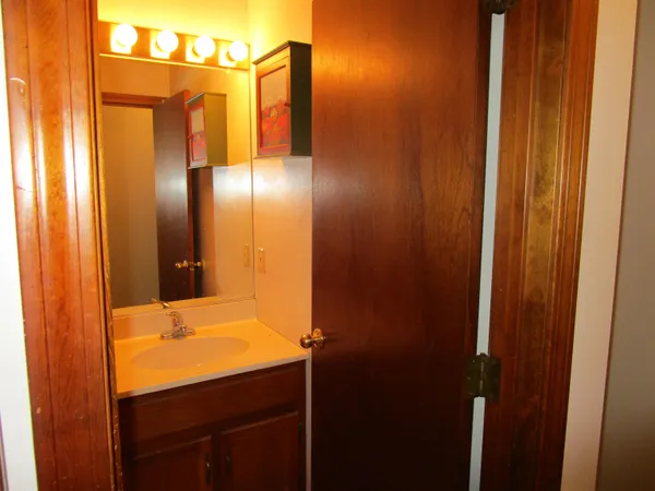 $2,000 | 24 Bobbys Lane, Unit 2, Milford, NH 03055