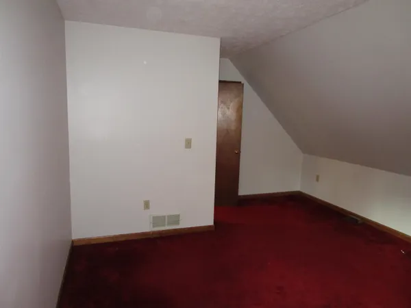 $2,000 | 24 Bobbys Lane, Unit 2, Milford, NH 03055