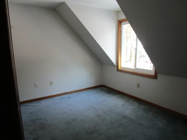 $2,000 | 24 Bobbys Lane, Unit 2, Milford, NH 03055