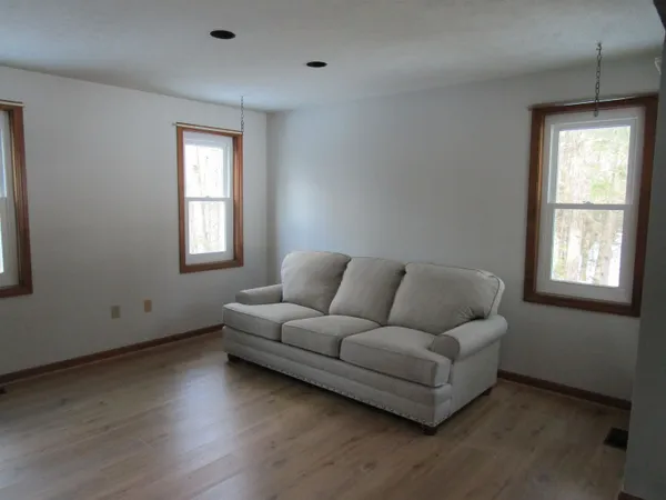 $2,000 | 24 Bobbys Lane, Unit 2, Milford, NH 03055