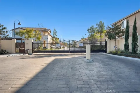 $775,000 | 1924 North Floret Drive, Compton, CA 90222