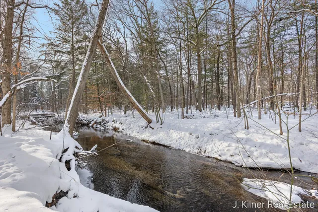 $599,900 | 4857 Division Avenue North, Comstock Park, MI 49321