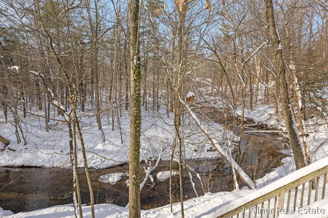 $599,900 | 4857 Division Avenue North, Comstock Park, MI 49321