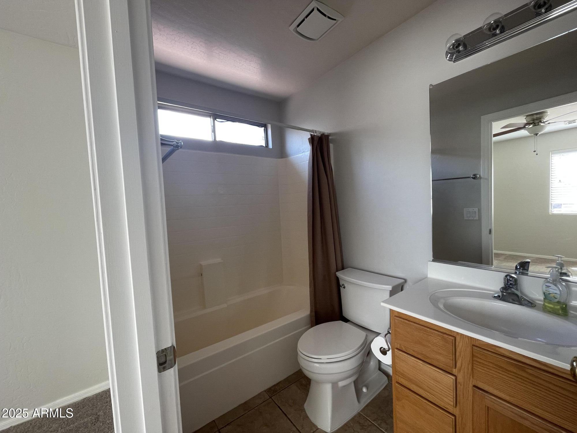 14859 West Redfield Road Surprise, AZ 85379 - Photo 8 of 16 Primary Bathroom