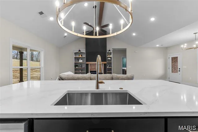 $400,000 | 151 Old Wagon Trail, Jackson, MO 63755