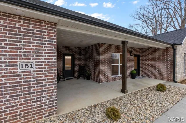 $400,000 | 151 Old Wagon Trail, Jackson, MO 63755