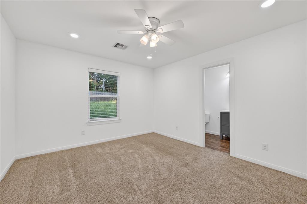 422 East Shepherd Street Denison, TX 75021 - Photo 13 of 26