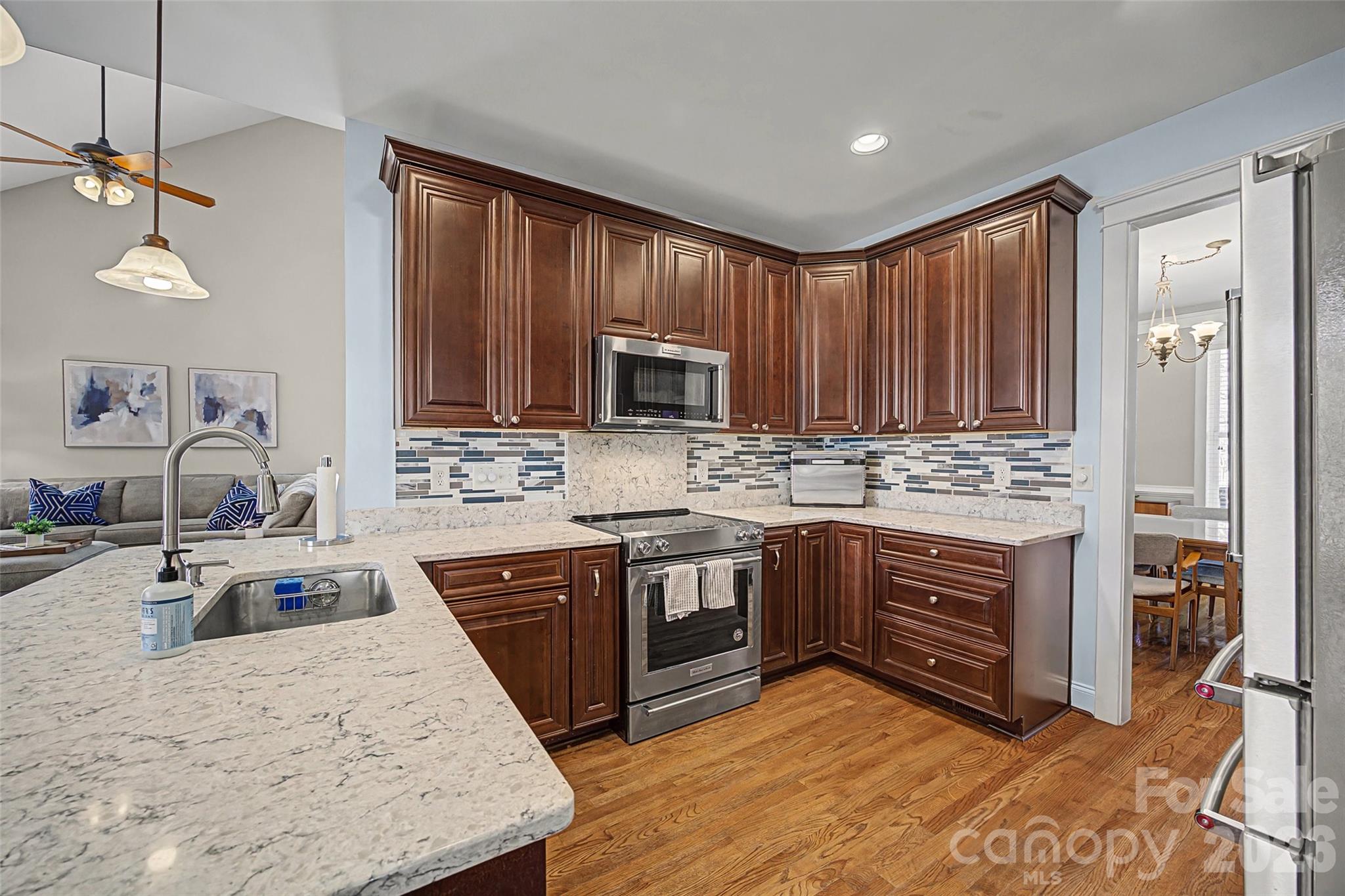 1044 Hunters Run Drive Tega Cay, SC 29708 - Photo 10 of 17