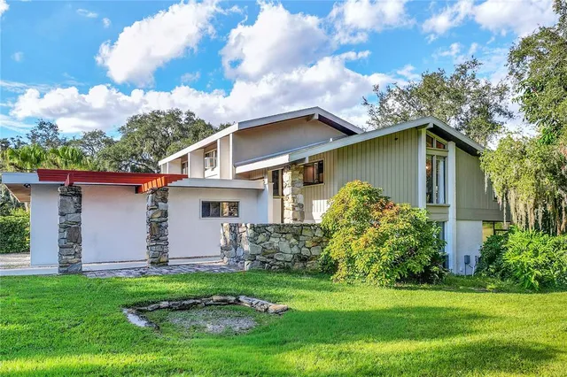 $1,800 | 4 Nottingham Way, Haines City, FL 33844