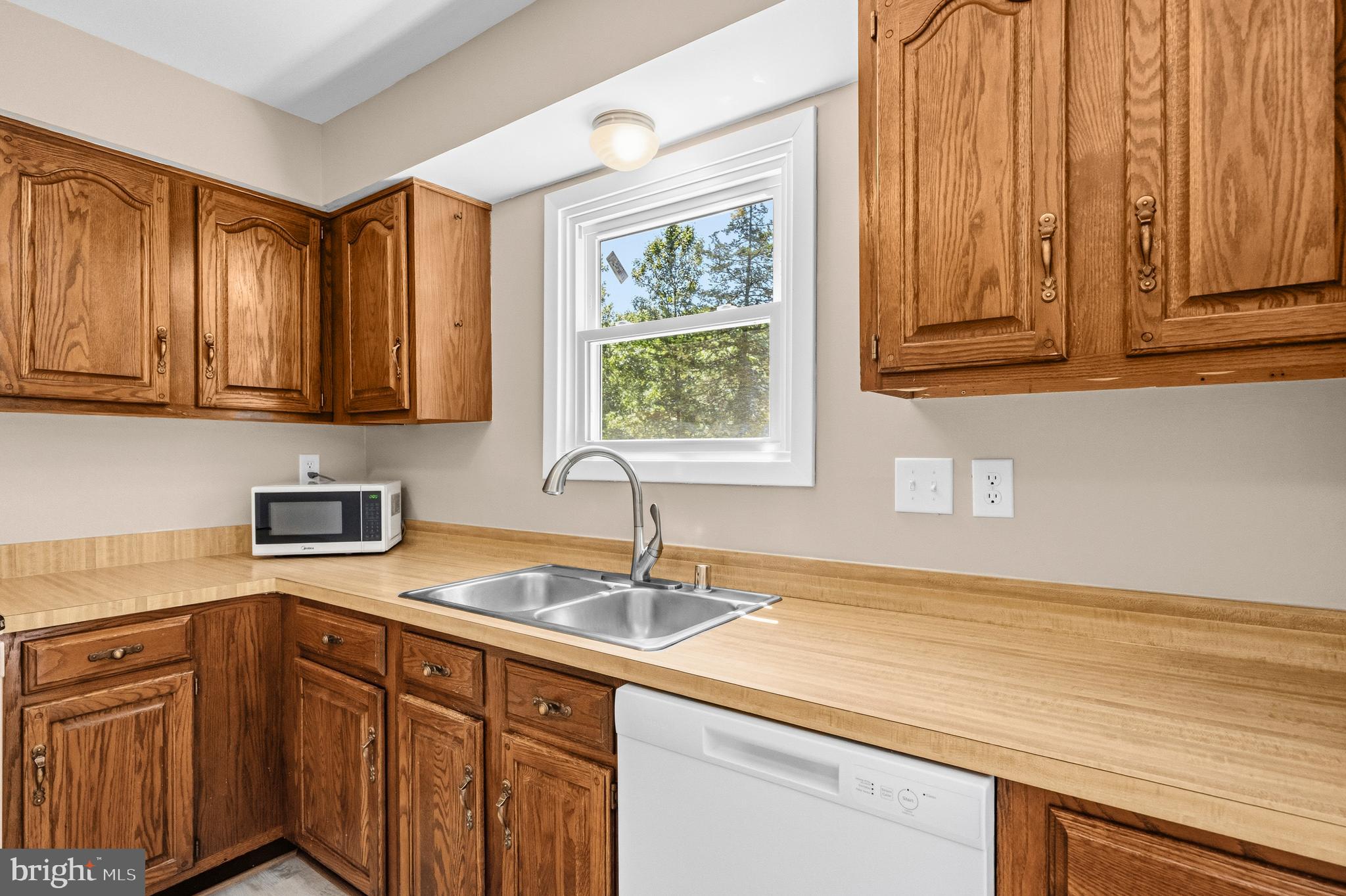 10107 Snowden Road Laurel, MD 20708 - Photo 10 of 48