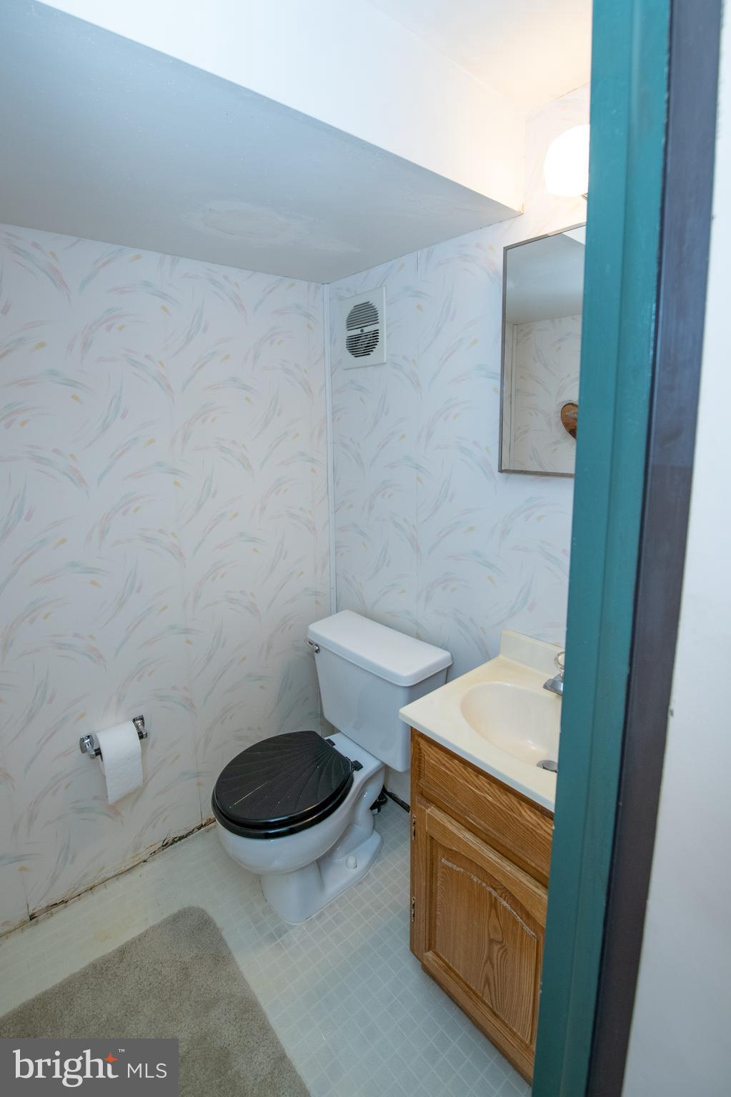 12013 Tyrone Road Philadelphia, PA 19154 - Photo 21 of 26 Lower Level Power Rm