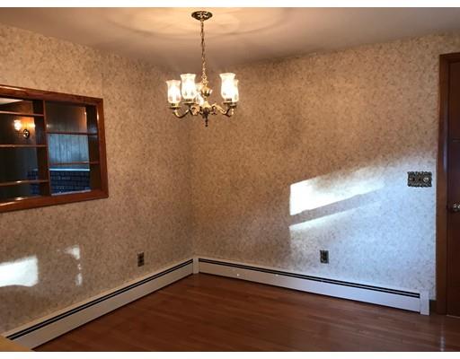 16 Francis Road Salem, MA 01970 - Photo 5 of 15 Gallery Image 5