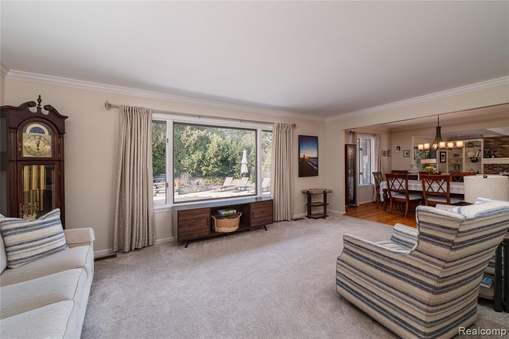 35598 Springvale Street Farmington Hills, MI 48331 - Photo 12 of 56 Gallery Image 12
