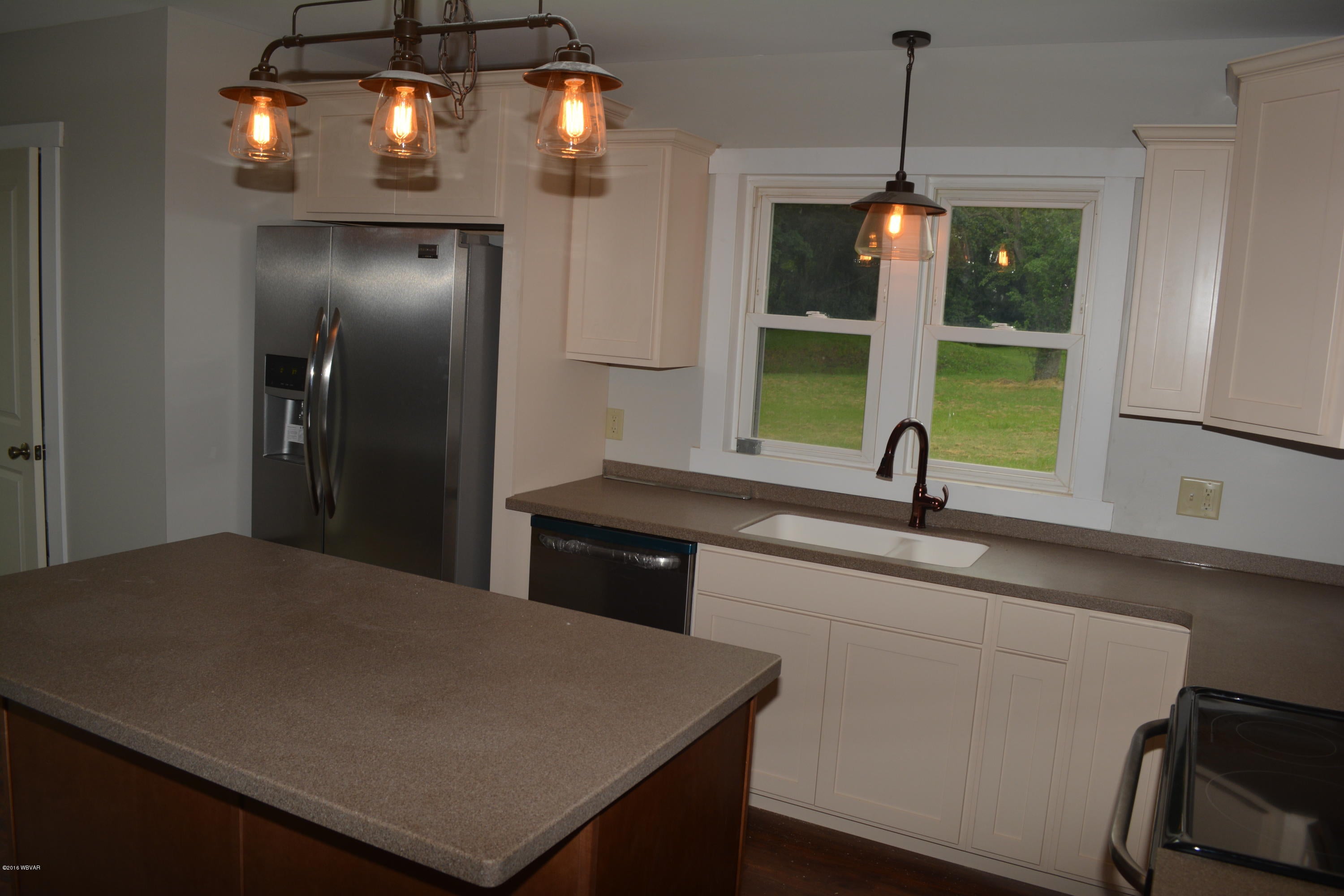 607 Logan Run Road Danville, PA 17821 - Photo 6 of 18 DSC_0569