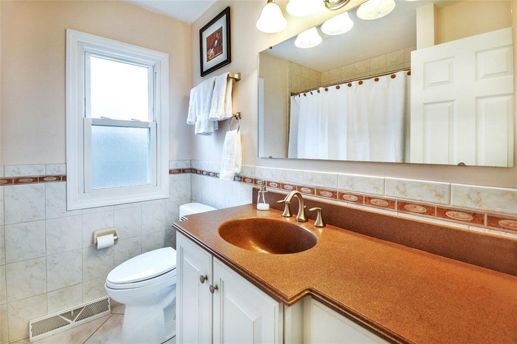 118 Buckhill Road Pittsburgh, PA 15237 - Photo 15 of 20 Gallery Image 15