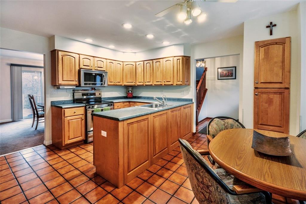 118 Buckhill Road Pittsburgh, PA 15237 - Photo 3 of 20 Gallery Image 3